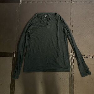 Club Monaco Henley size small green